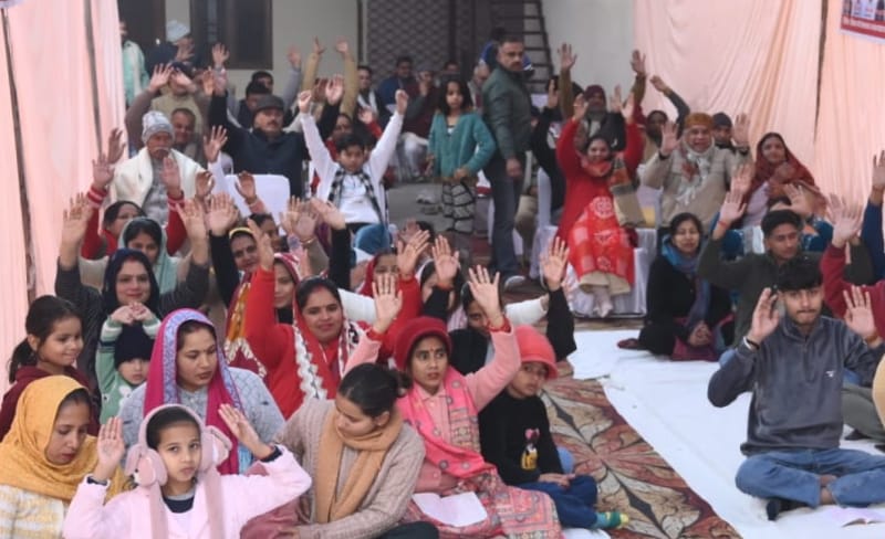 भव्य सुंदरकांड पाठ तथा भजन संध्या में झूमे भक्तगण,भक्ति-भाव से प्रभु का गुणगान कर की गई विश्व कल्याण की कामना