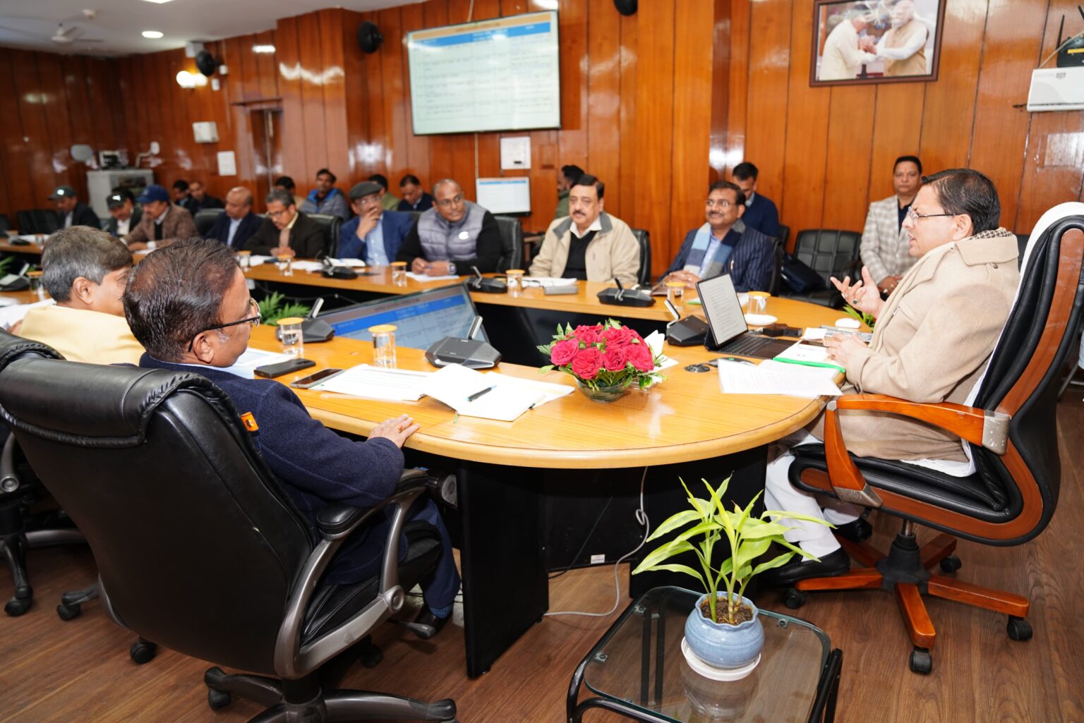 विद्युत व्यवस्था को सुदृढ़ बनाने पर मुख्यमंत्री का सख्त रुख, वितरण लॉस व विद्युत चोरी पर जीरो टॉलरेंस