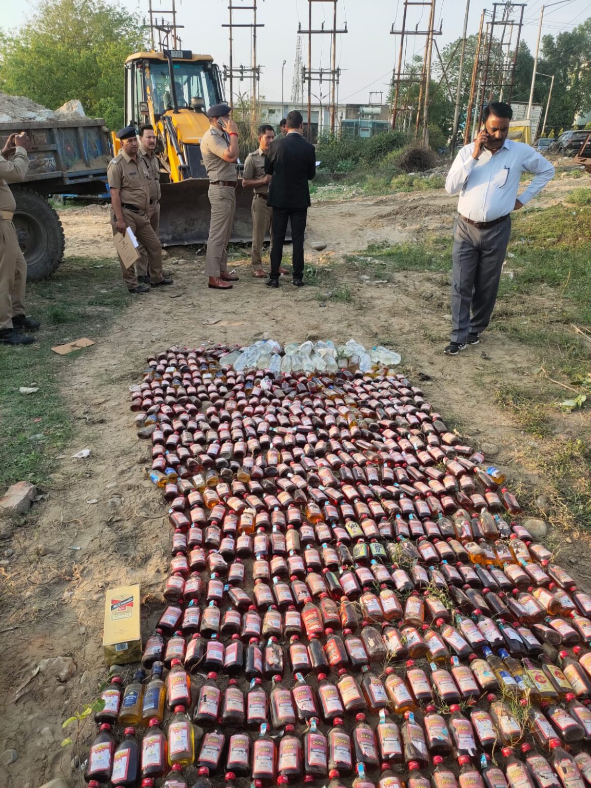 थाना सिडकुल में लंबित मालों का निस्तारण, 181 आबकारी माल (कच्ची, देशी एवं अंग्रेजी शराब) किए गए समाप्त