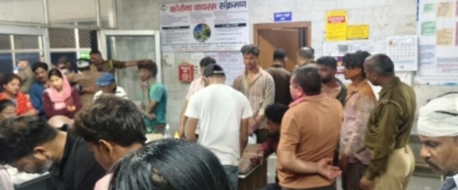 रावली महदूद में ग्राम प्रधान के घर हमला, 15 से अधिक घायल – इलाके में तनाव। मौके पर पुलिस बल तैनात।