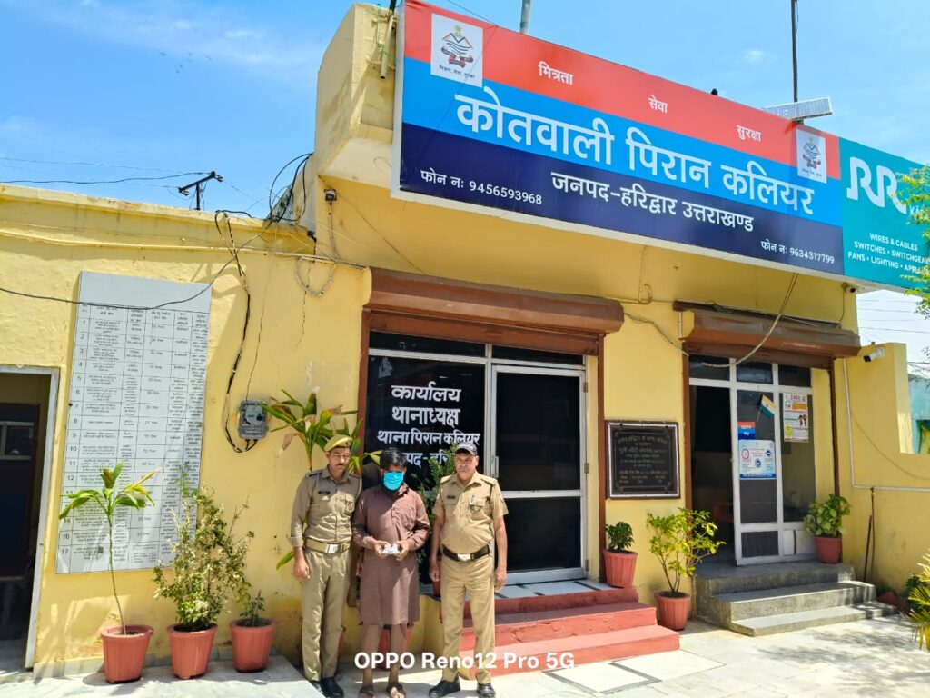 24 घंटे में नकबजनी का खुलासा, चोरी के जेवरात व नकदी सहित आरोपी को पुलिस ने किया गिरफ्तार।