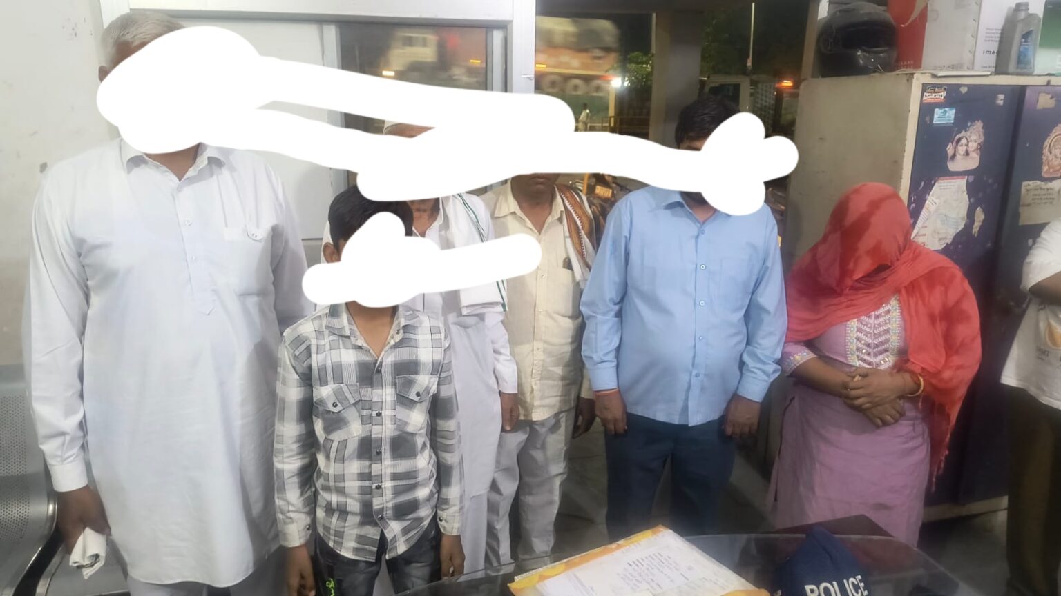 गंगा में डूब रही महिला के लिए देवदूत बने दरोगा संदीप वर्मा, हरिद्वार पुलिस ने बचाई मां-बेटे की जिंदगी ।