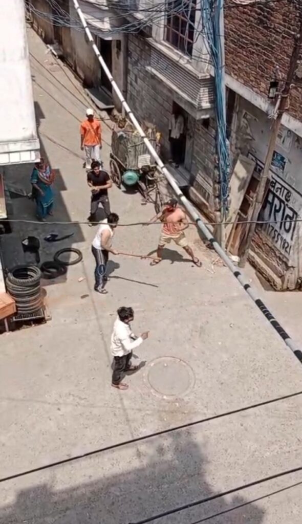ज्वालापुर में दो पक्षों के बीच फिर हुआ पथराव, पुलिस ने तत्परता से संभाला मोर्चा।