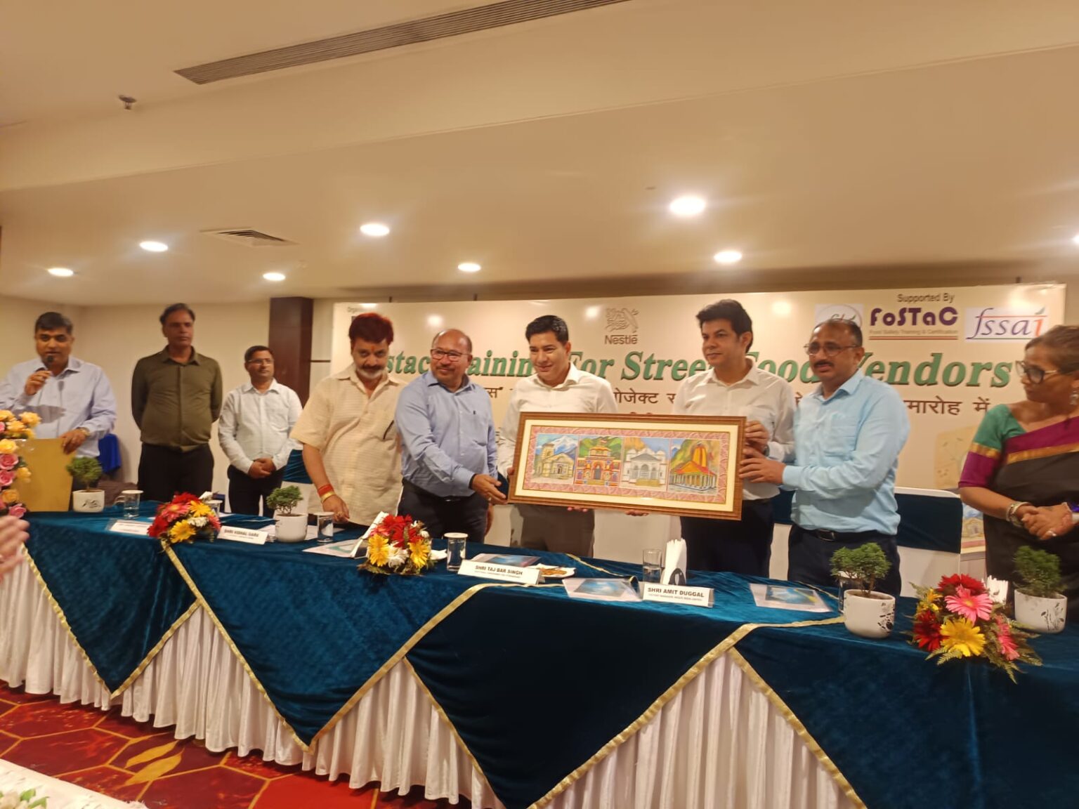 उत्तराखंड के फ़ूड एण्ड ड्रग एडमिनिस्ट्रेशन (एफडीए), नेशनल एसोसिएशन ऑफ स्ट्रीट वेंडर्स ऑफ इंडिया (एनएसवीआई) और नेस्ले इंडिया ने राज्य में ‘सर्व सेफ फूड’ परियोजना का विस्तार किया,8 जिलों में परियोजना का विस्तार; 1500 स्ट्रीट फूड विक्रेताओं को प्रशिक्षण दिया जाएगा