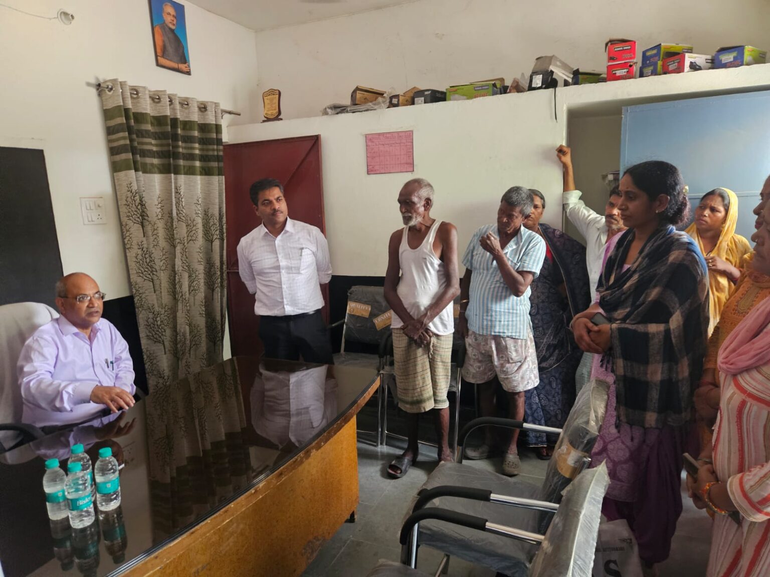 आयुक्त गढ़वाल मण्डल ने हरिद्वार ग्रामीण विधानसभा के तीन मतदेय स्थलों का किया निरीक्षण, मतदाता सूची गहन पुनरीक्षण कार्य का लिया जायजा।