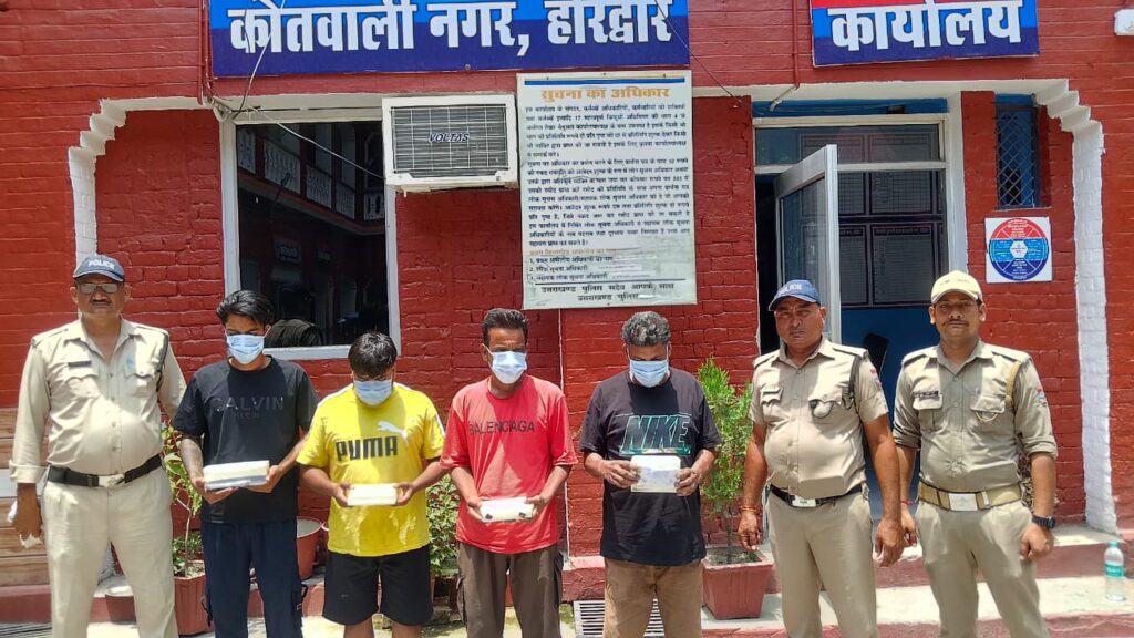 हरिद्वार में नकली नोटों के बड़े गिरोह का भंडाफोड़, चार आरोपी गिरफ्तार