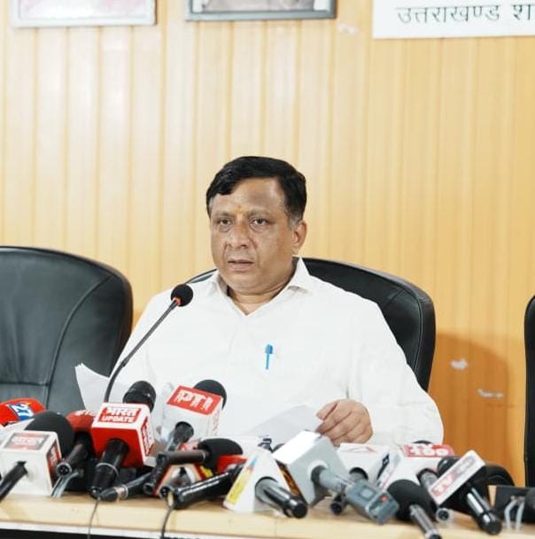 मुख्यमंत्री पुष्कर धामी की अध्यक्षता में कैबिनेट की महत्वपूर्ण बैठक सम्पन्न,उच्च शिक्षा, पर्यटन, शिक्षा, वित्त, रोजगार, वन संरक्षण एवं प्रशासनिक सुधारों से जुड़े अनेक महत्वपूर्ण प्रस्तावों को मंजूरी।