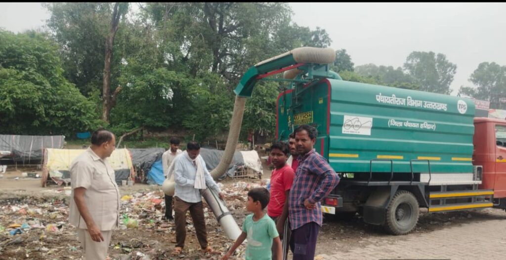 हरिद्वार में ठोस अपशिष्ट प्रबंधन: ‘वैक्यूम वेस्ट लीटर पिकर मशीन’ का सफल संचालन