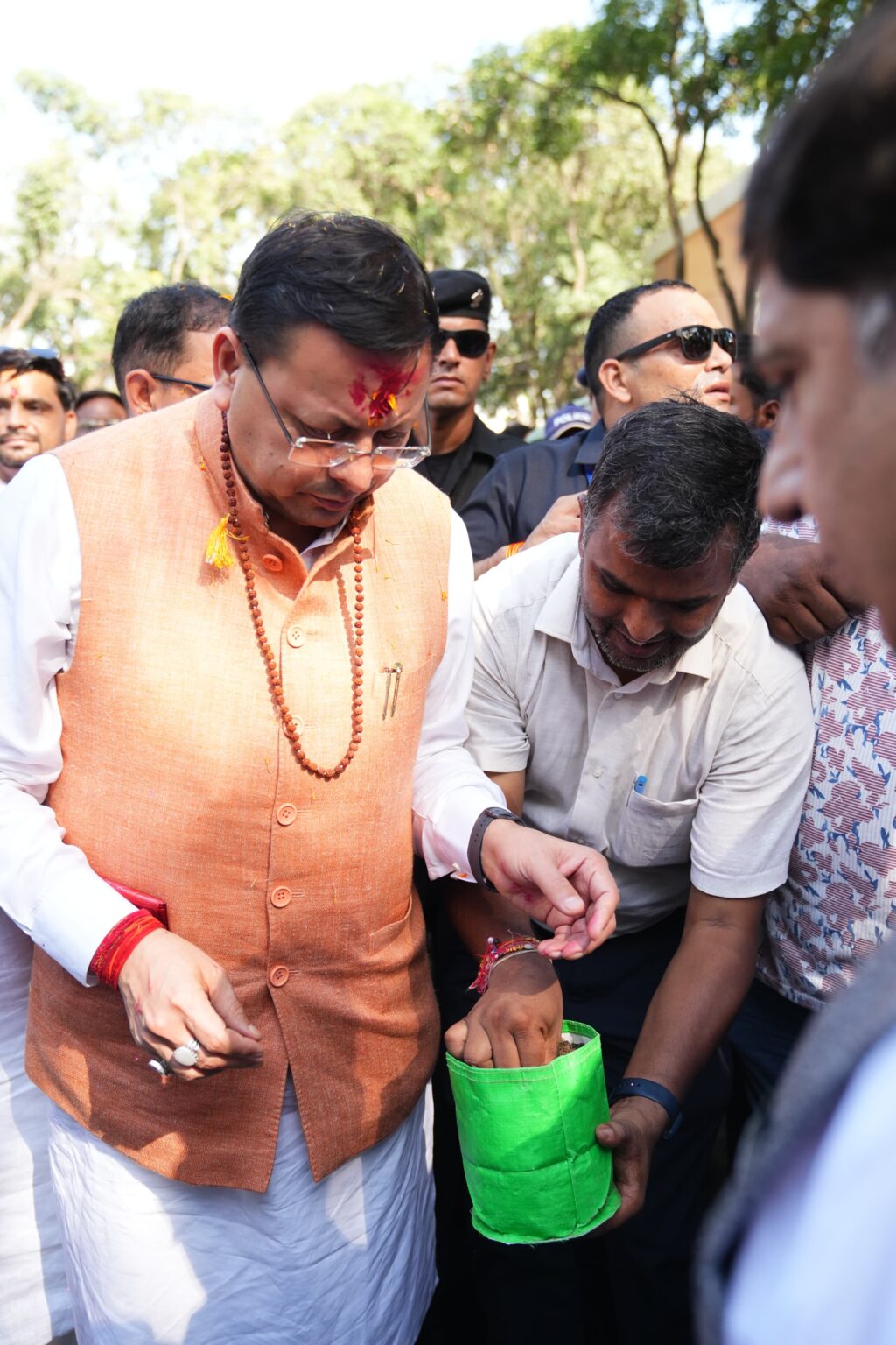 आम महोत्सव कार्यक्रम में मुख्यमंत्री पुष्कर सिंह धामी ने “बीज संजीवनी अभियान” का किया शुभारंभ।