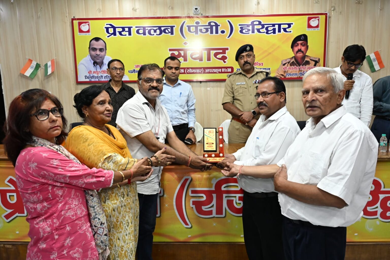 कांवड़ मेले में पहली बार साइबर कमांडो की तैनाती, सोशल मीडिया पर रहेगी 24 घंटे निगरानी, कांवड़ मेले को सकुशल, सुव्यवस्थित एवं सफलतापूर्वक संपन्न कराने के लिए जिला प्रशासन एवं पुलिस विभाग पूरी तरह तैयार।