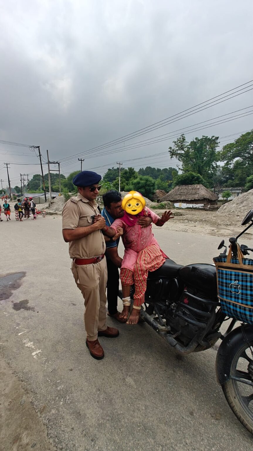 अचानक हुई अम्मा की तबीयत खराब, हरिद्वार पुलिस बनी मददगार।