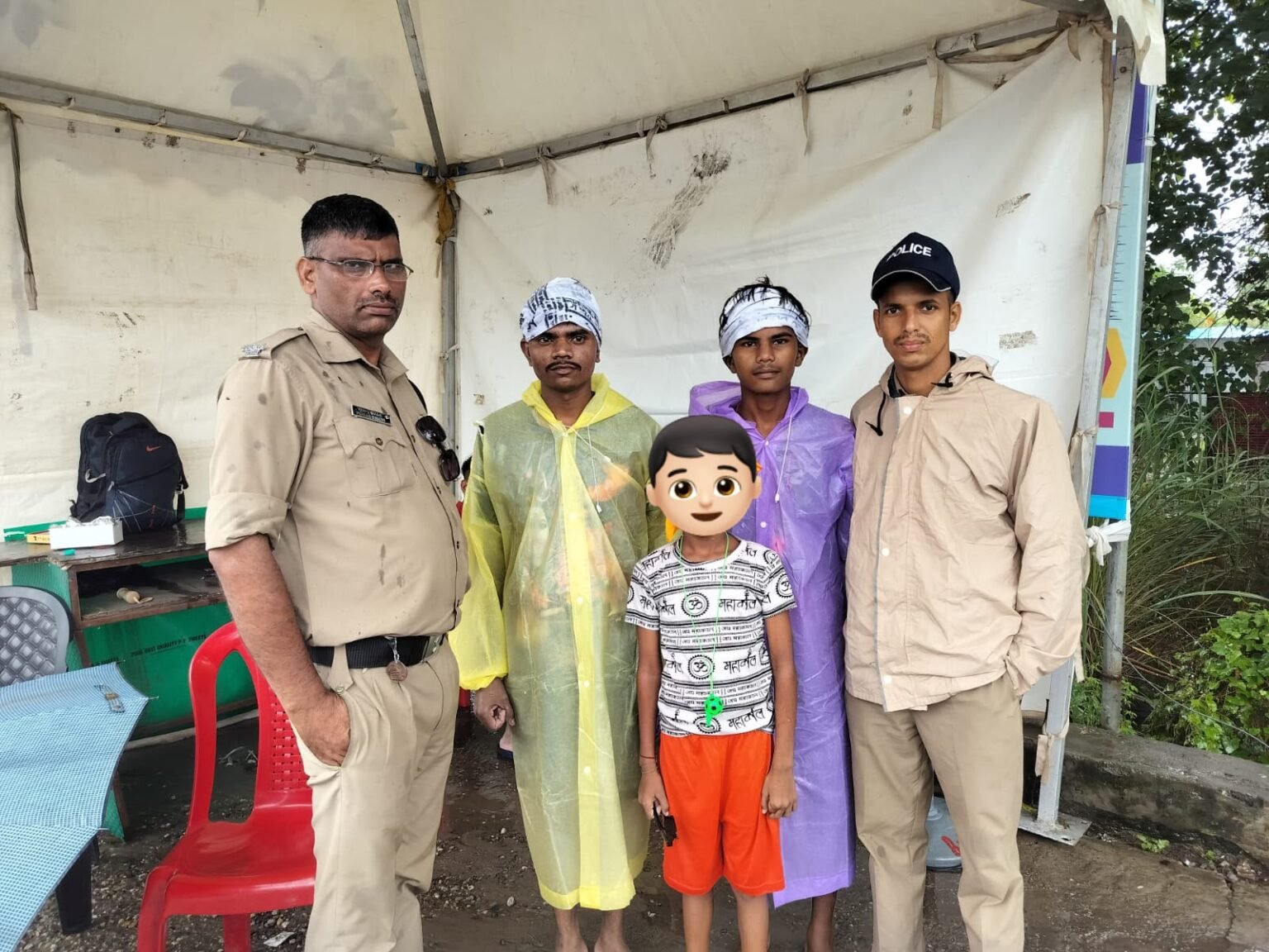हरिद्वार पुलिस की मुस्तैदी से परिजनों से मिला बिछड़ा मासूम।