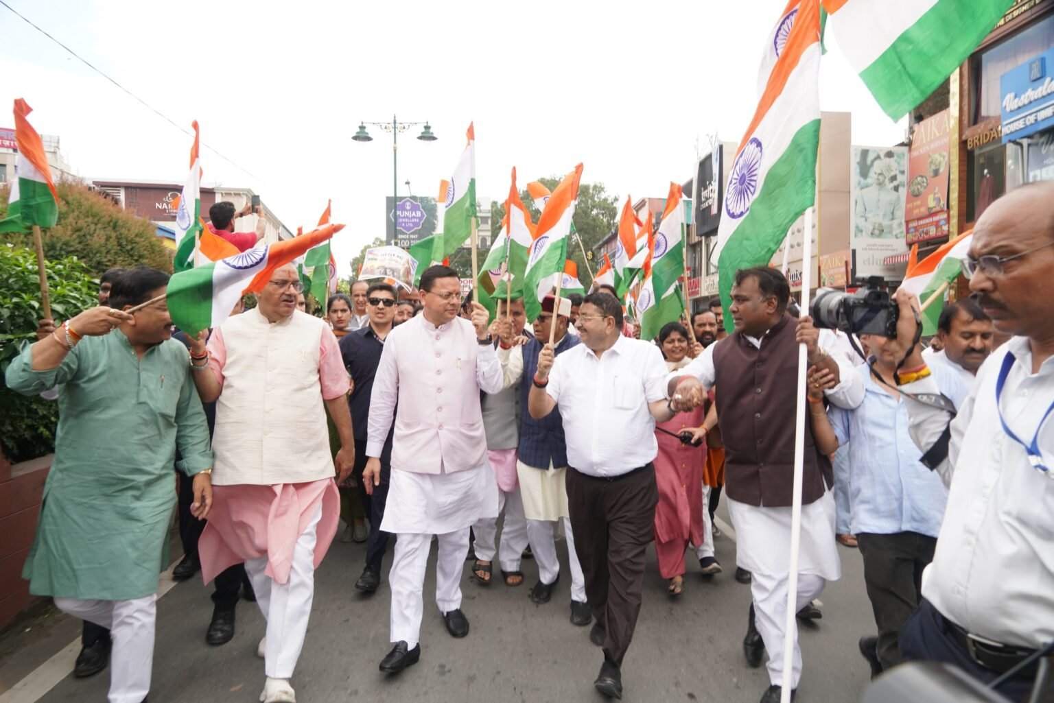 मुख्यमंत्री ने हर घर तिरंगा यात्रा कार्यक्रम में किया प्रतिभाग, मुख्यमंत्री ने प्रदेशवासियों से स्वतंत्रता दिवस पर अपने घरों में तिरंगा फहराने का किया आवाह्न।