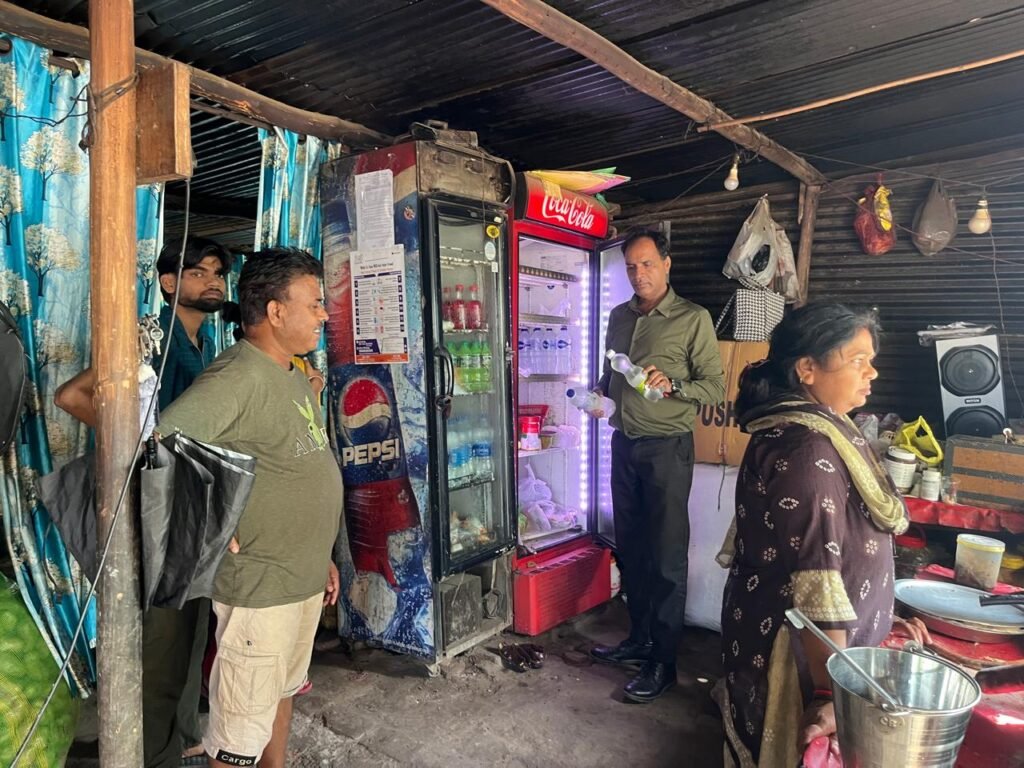 खाद्य सुरक्षा विभाग द्वारा कावड़ मेले के दृष्टिगत निरंतर किया जा रहा है खाद्य कारोबारी के प्रतिष्ठानों का निरीक्षण, दो खाद्य कारोबारी के विरुद्ध न्यायालय में दायर किया गया वाद।