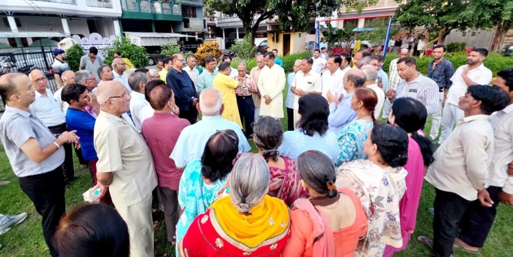 शिवालिकनगर में विकास कार्यों का शिलान्यास, विधायक आदेश चौहान के सम्मान में आयोजित हुआ आभार कार्यक्रम।