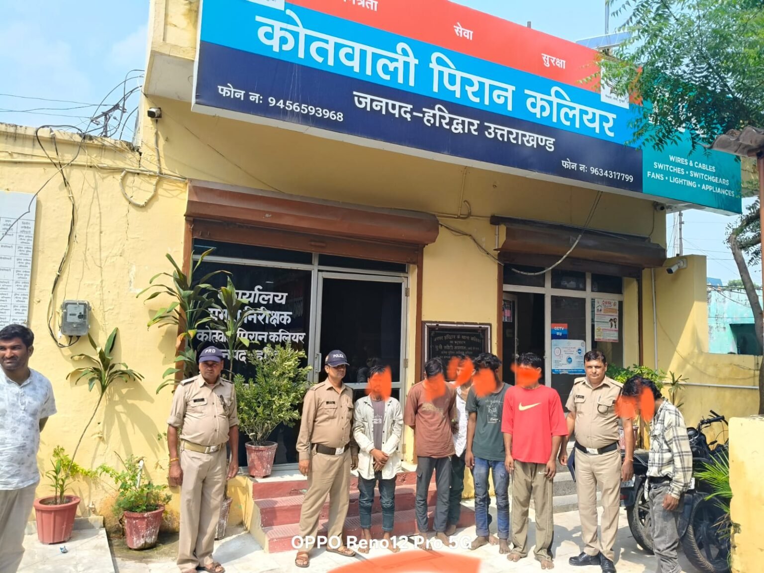 ऑपरेशन प्रहार अभियान के तहत हरिद्वार पुलिस सख्त कार्यवाही, मेले में हुड़दंग करना पड़ा भारी, शांति भंग करने पर 01 व्यक्ति को हिरासत में लिया, मेले में माहोल खराब करने वालों पर पुलिस की सख्त कार्यवाही जारी।