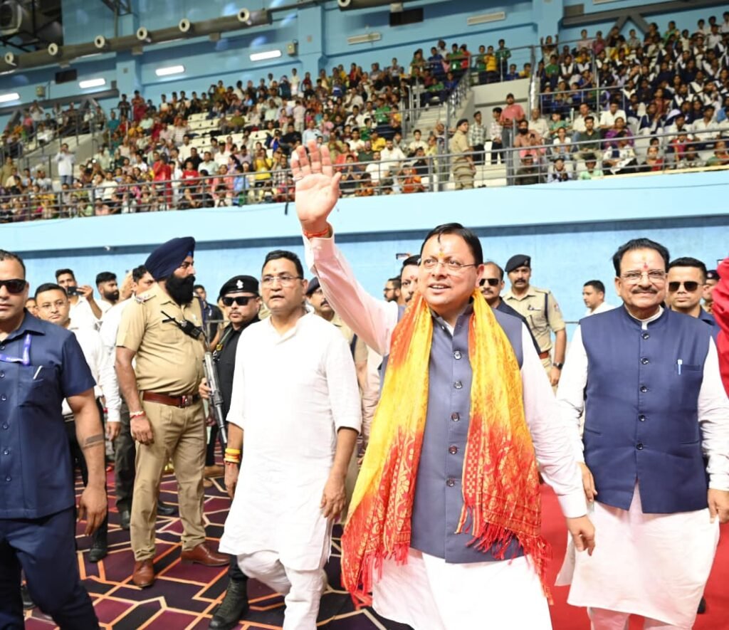 मुख्यमंत्री पुष्कर सिंह धामी ने राष्ट्रीय खेल दिवस पर उत्तराखण्ड राज्य क्रीड़ा विश्वविद्यालय के प्रथम चरण के निर्माण कार्यों का किया शिलान्यास, ₹43.50 करोड़ के निर्माण कार्यों के शिलान्यास के साथ विश्वविद्यालय के प्रथम शैक्षणिक सत्र का भी किया शुभारंभ।