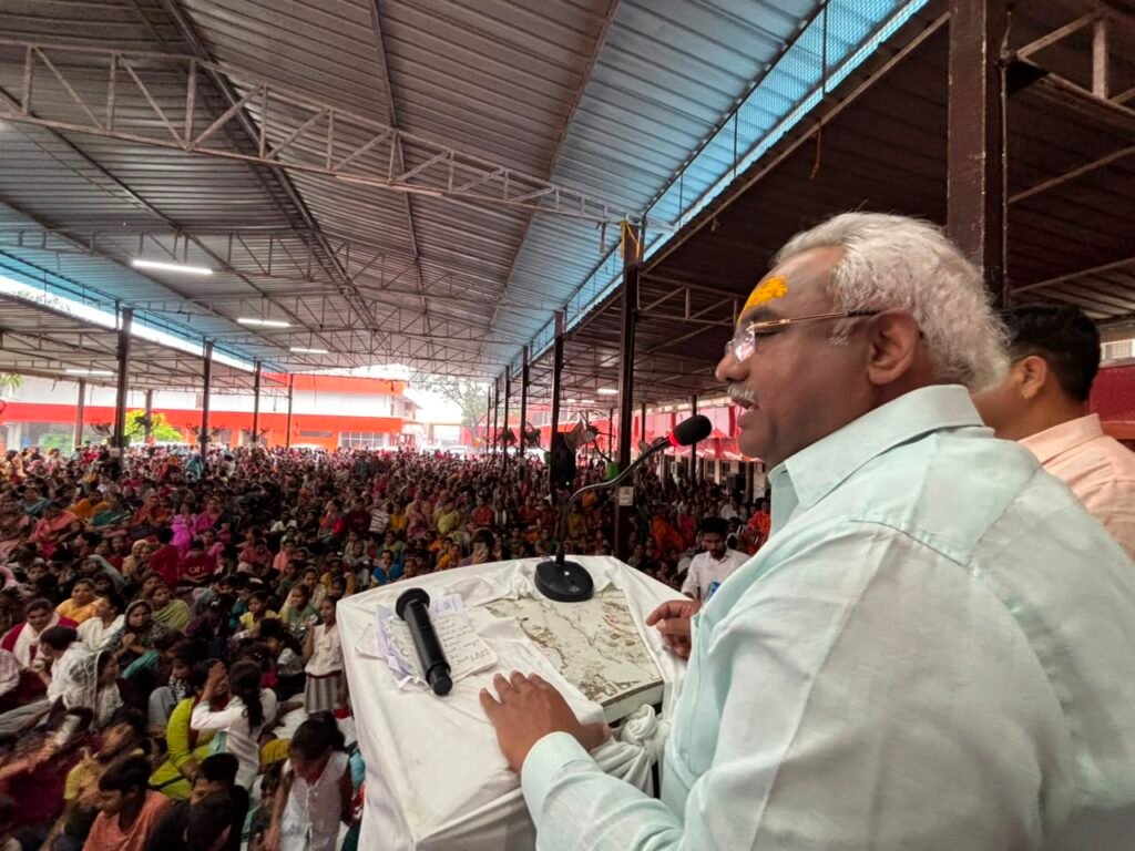 भाजपा ने आयोजित किया नारी शक्ति वंदन समारोह, कैबिनेट मंत्री मदन कौशिक ने कहा-नारी शक्ति की भागीदारी से ही सशक्त और विकसित भारत का निर्माण संभव।