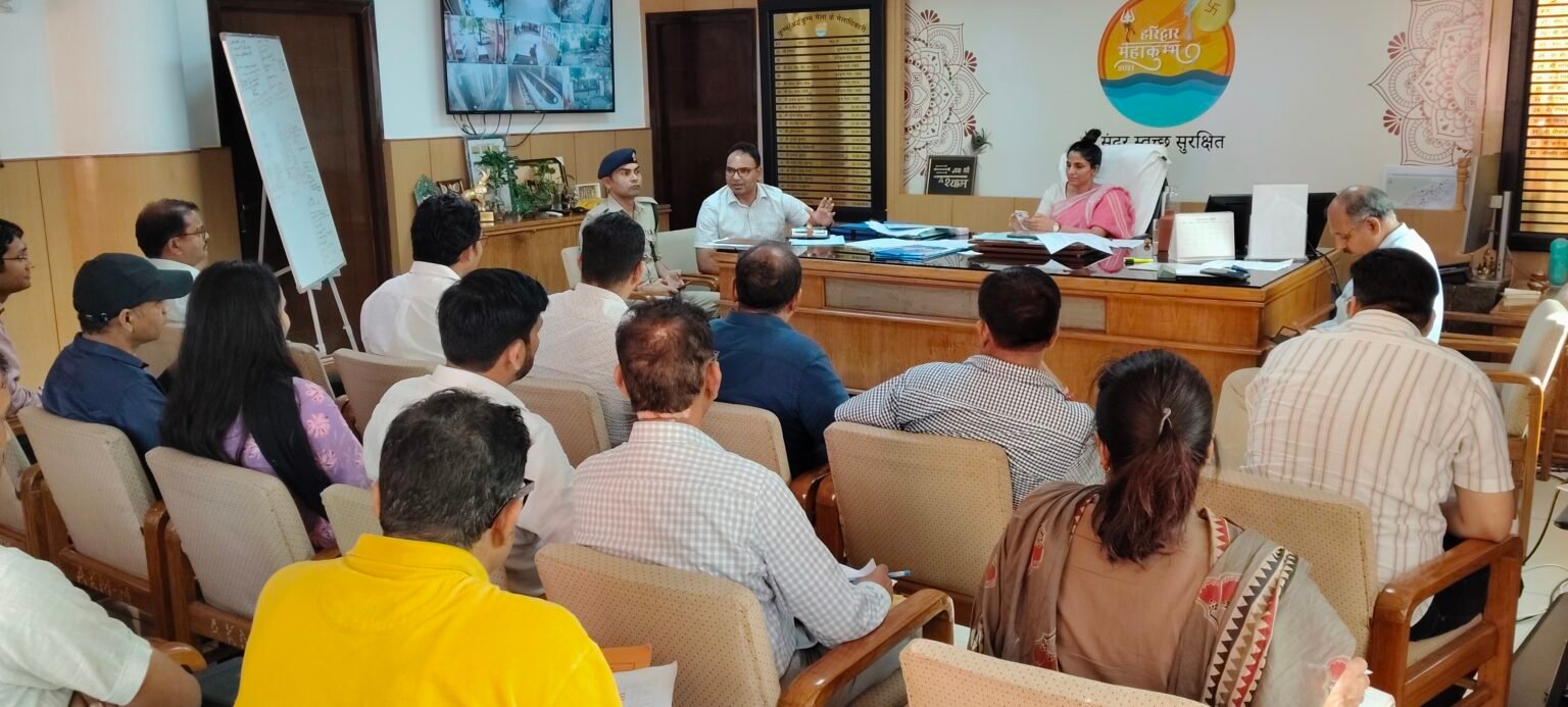 अधिकारियों को निर्देश- निर्माण के बाद सड़कों की दोबारा खुदाई न कि जाय, निरीक्षण में सामने आई कमियों का अविलंब निस्तारण कर 15 दिनों के भीतर दें कार्रवाई की रिपोर्ट।