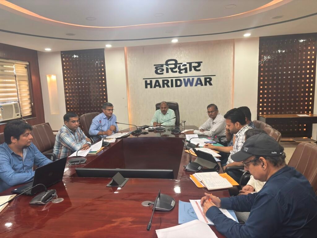 मुख्य विकास अधिकारी की अध्यक्षता में जल जीवन मिशन की प्रगति समीक्षा बैठक सम्पन्न, जनपद हरिद्वार में 96.96 प्रतिशत परिवारों को जल संयोजन उपलब्ध, 458 राजस्व ग्राम ‘हर घर जल’ प्रमाणित।