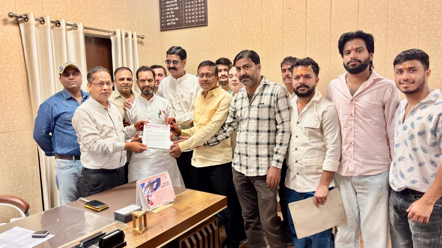 नशे के अवैध कारोबार पर अंकुश और अर्धकुंभ कार्यों में पारदर्शिता की राष्ट्रीय सावक मंच के कार्यकर्ताओं ने की मांग।