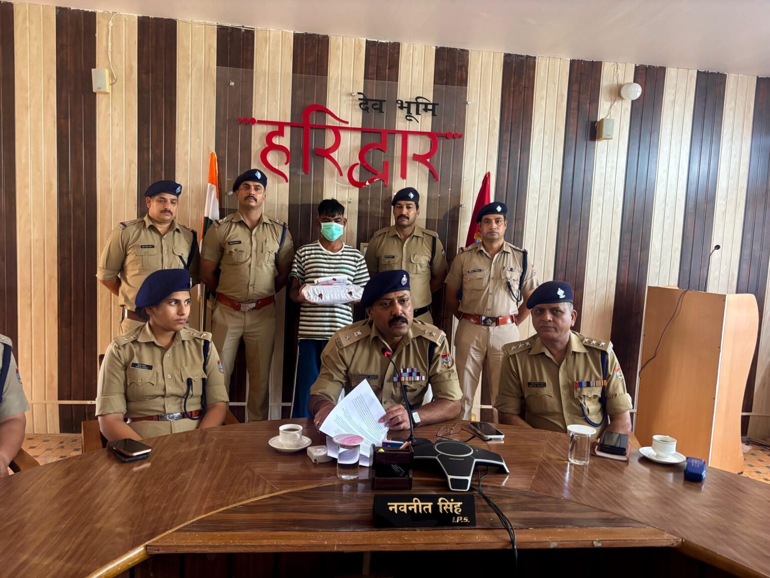 हरिद्वार में ब्लाइंड मर्डर का खुलासा, दंपती गिरफ्तार, दूधियाबंद के जंगल में मिला था अज्ञात शव, मृतक की पहचान के बाद पुलिस ने सुलझाई हत्या की गुत्थी।