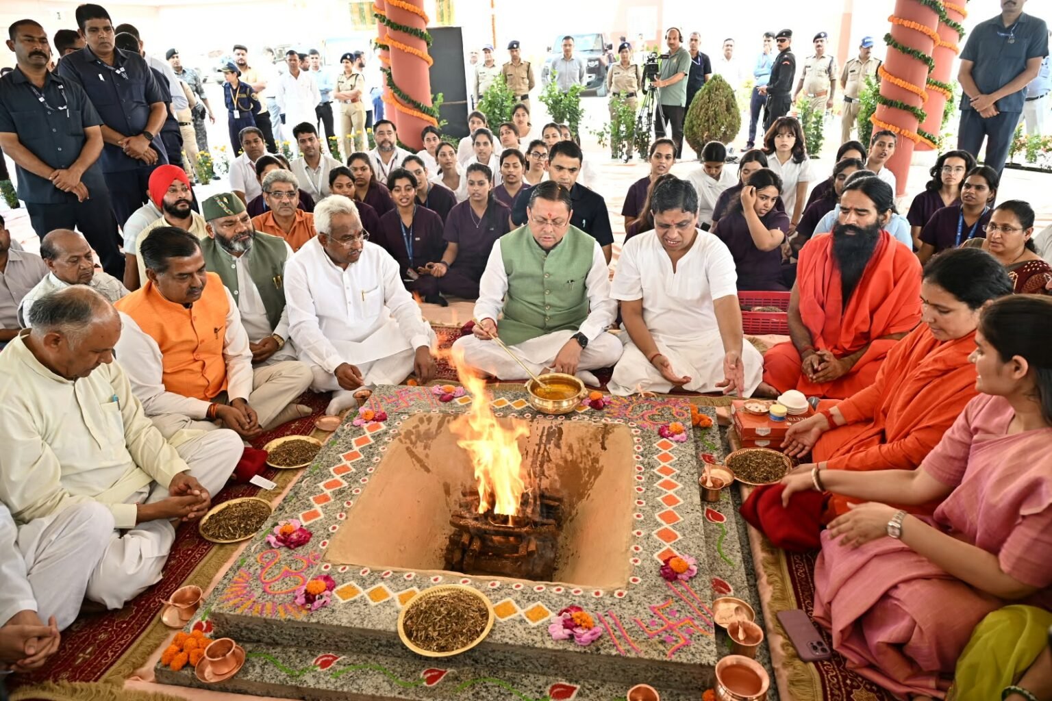 *पतंजलि आयुर्वेद गुरुकुलम् भारतीय ज्ञान परंपरा और आधुनिक शिक्षा के समन्वय का बनेगा सशक्त केंद्र – मुख्यमंत्री।