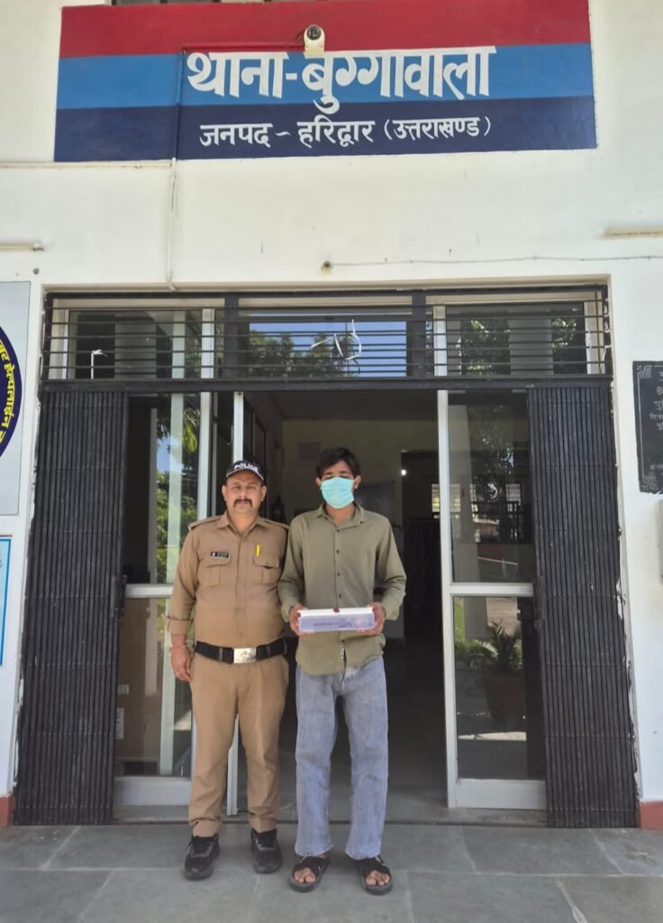 चेकिंग अभियान में बुग्गावाला पुलिस की कार्रवाई, तमंचे व कारतूस के साथ आरोपी गिरफ्तार।