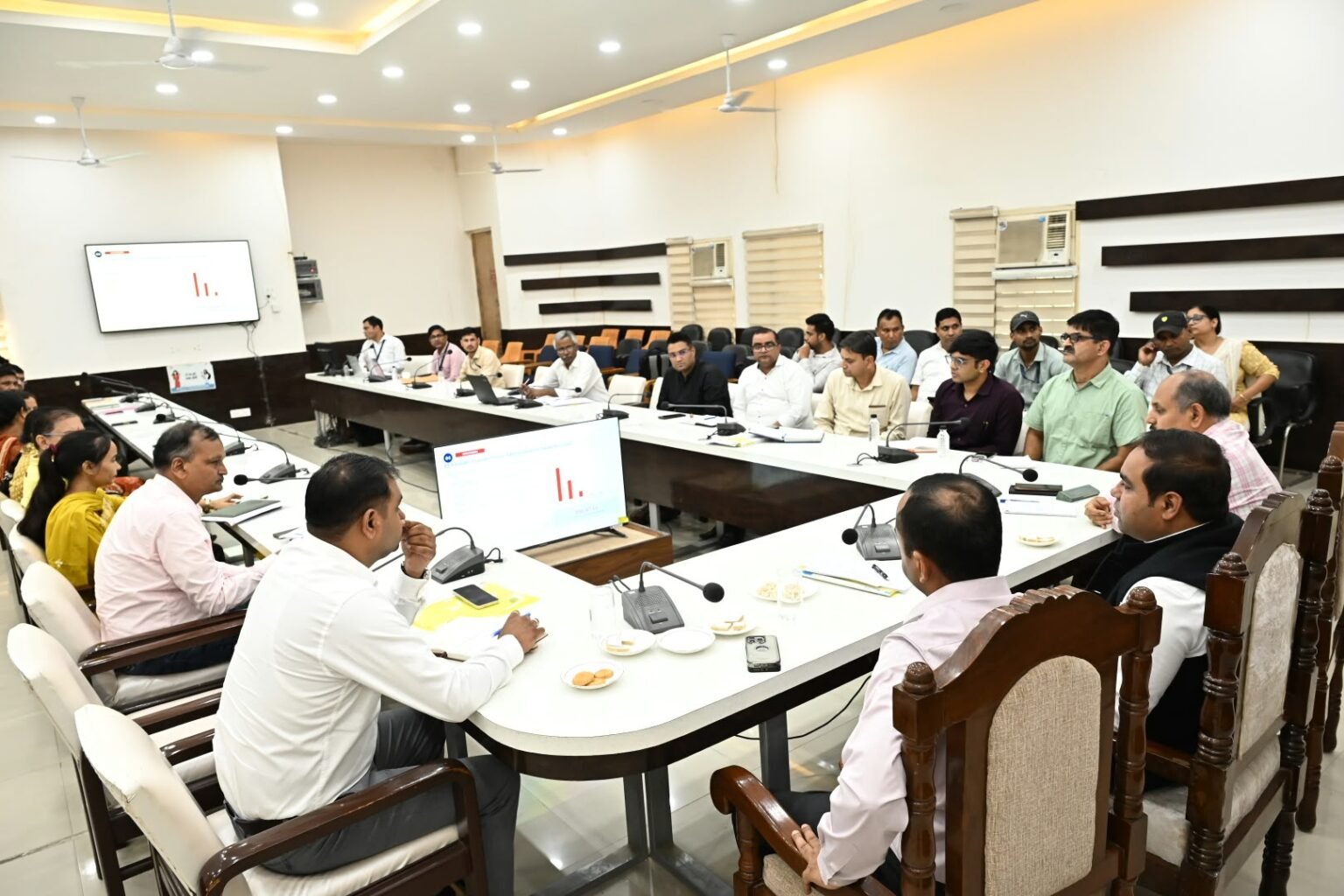 महालेखाकार (लेखा एवं हकदारी) उत्तराखण्ड मोहम्मद परवेज़ आलम ने हरिद्वार कोषागार का किया निरीक्षण, वित्तीय प्रबंधन में पारदर्शिता एवं जवाबदेही पर दिया जोर।