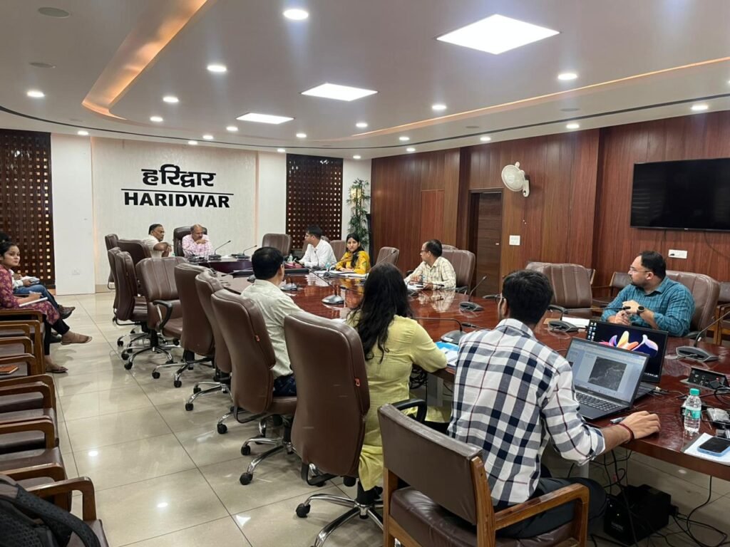 हरिद्वार में जल संरक्षण को मिलेगी नई रफ्तार, करोड़ों की कार्ययोजनाओं को SARRA समिति की मंजूरी, विकासखंडों की 449.51 लाख रुपये की कार्ययोजना स्वीकृत,भूजल संरक्षण के लिए 331.15 लाख से बनेंगे 63 रिचार्ज शाफ्ट।