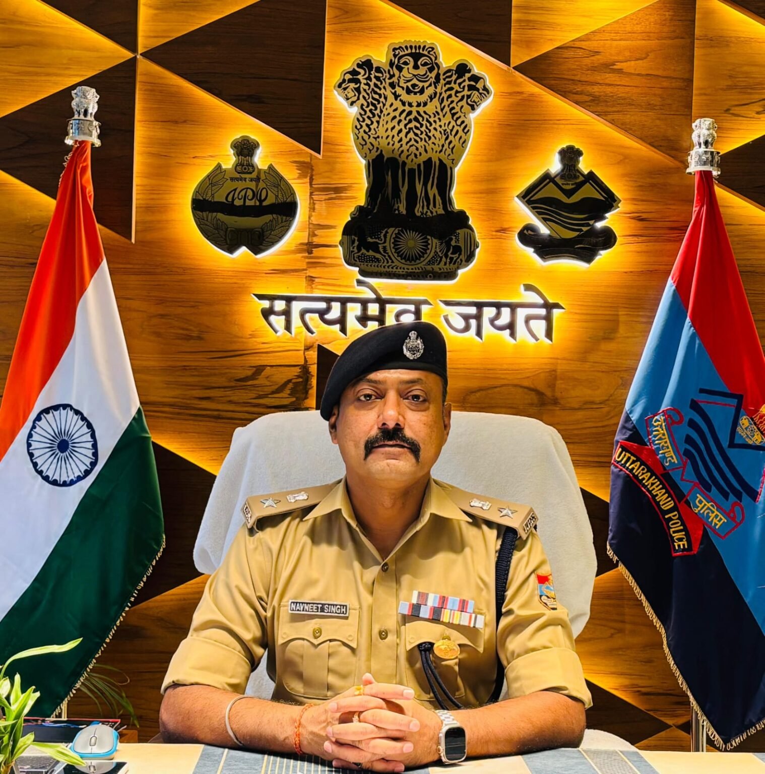 एक ही थाने में समयावधि पूरी करने वाले 76 पुलिसकर्मियों के तबादले।