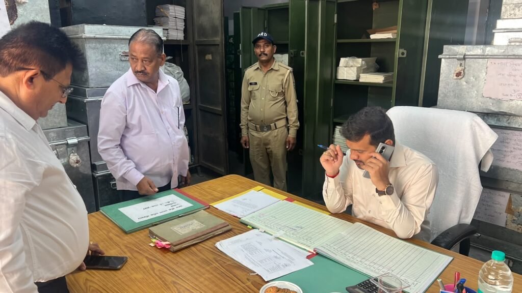 कोषागार रुड़की का संयुक्त मजिस्ट्रेट रुड़की द्वारा किया गया अर्द्धवार्षिक निरीक्षण।