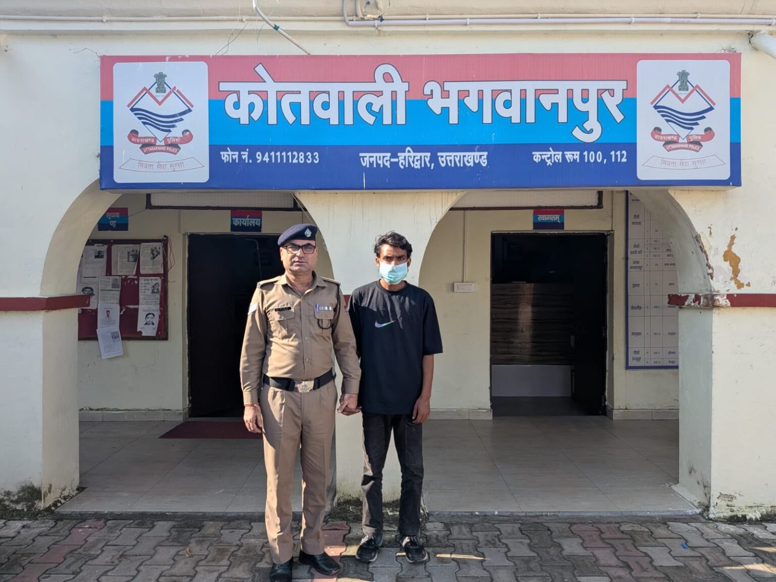भगवानपुर पुलिस ने चार माह से लापता 17 वर्षीय नाबालिग को मोहाली से सकुशल बरामद किया, आरोपी गिरफ्तार, अपहरण और दुष्कर्म के मामले में आरोपी को पंजाब से पकड़ा, पॉक्सो एक्ट की धाराएं बढ़ाईं।