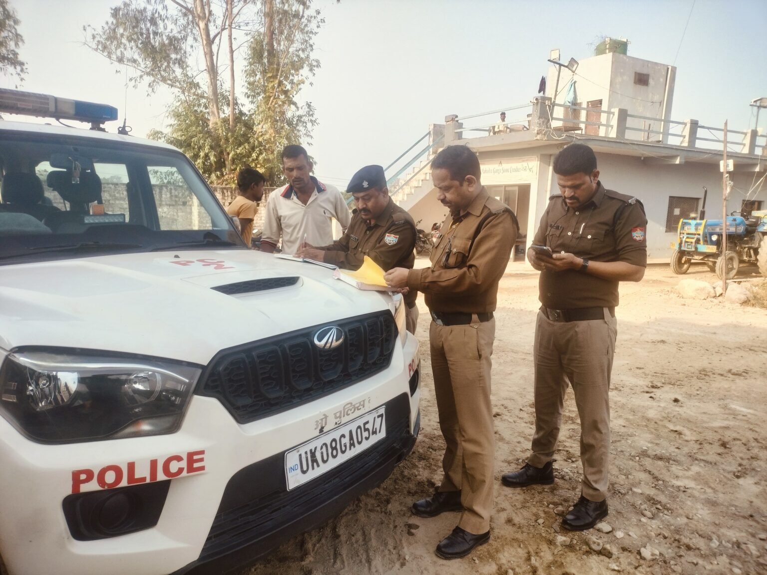 श्यामपुर क्षेत्र में पुलिस द्वारा लगातार चलाया जा रहा सत्यापन अभियान।